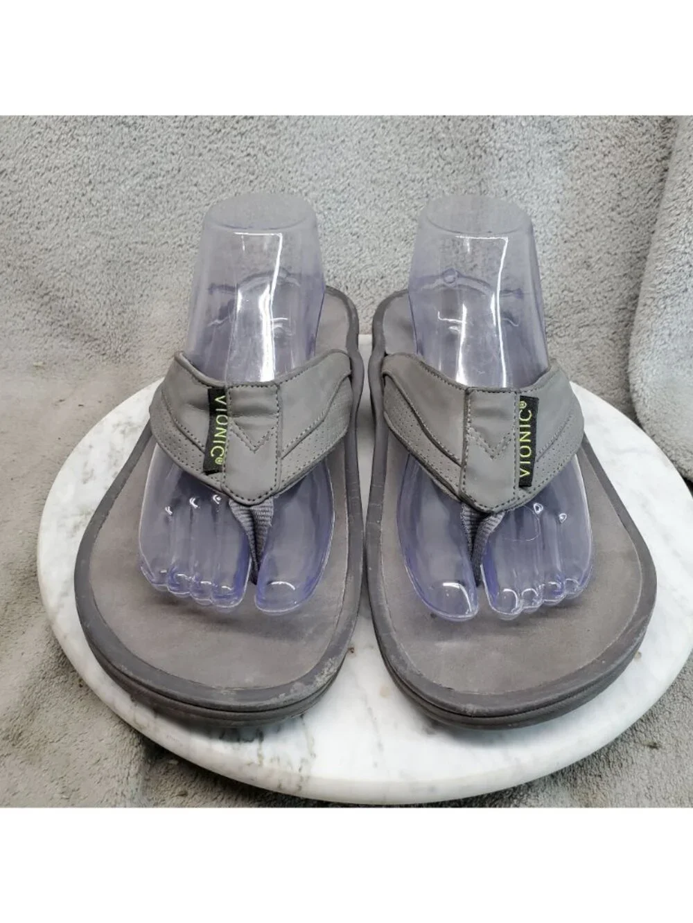 Vionic Shoes Mens Size 10 Wyatt Gray Synthetic Thong Sandals *Read*